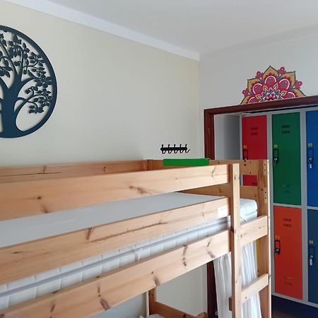 Paz & Amor Guest House - Peace & Love Nazare Ngoại thất bức ảnh