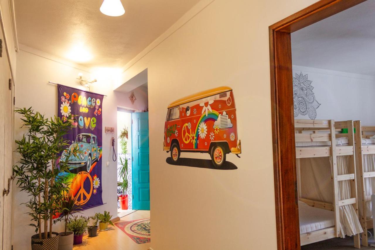 Paz & Amor Guest House - Peace & Love Nazare Ngoại thất bức ảnh