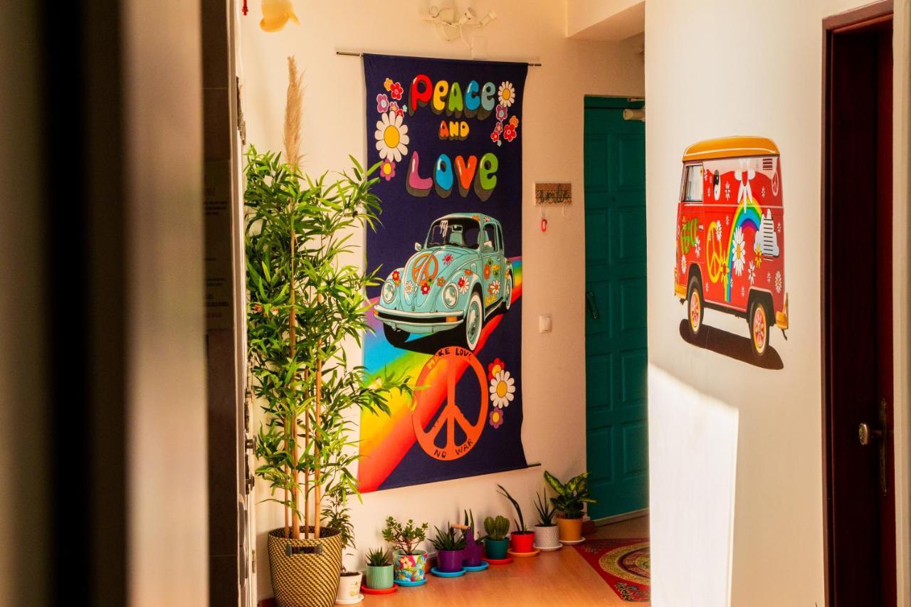 Paz & Amor Guest House - Peace & Love Nazare Ngoại thất bức ảnh