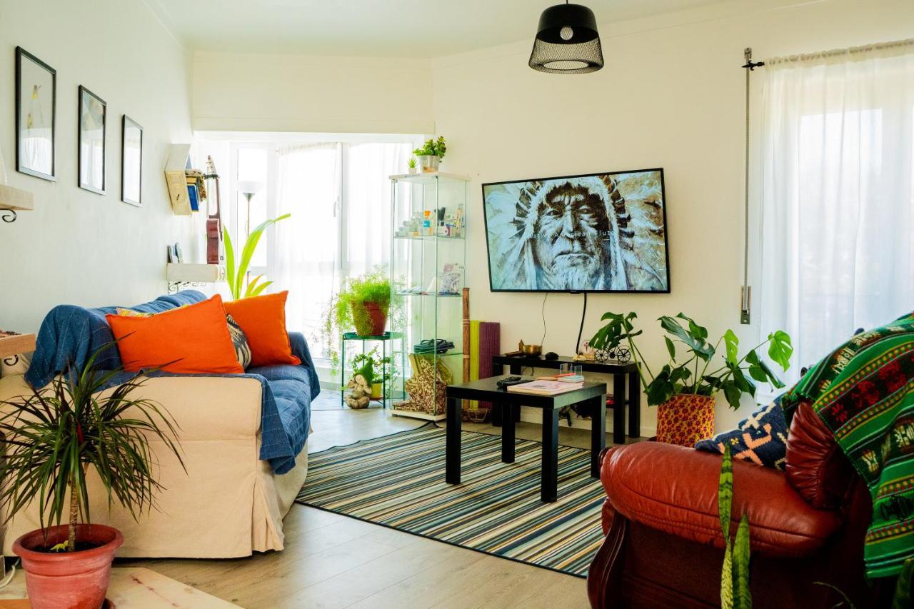 Paz & Amor Guest House - Peace & Love Nazare Ngoại thất bức ảnh