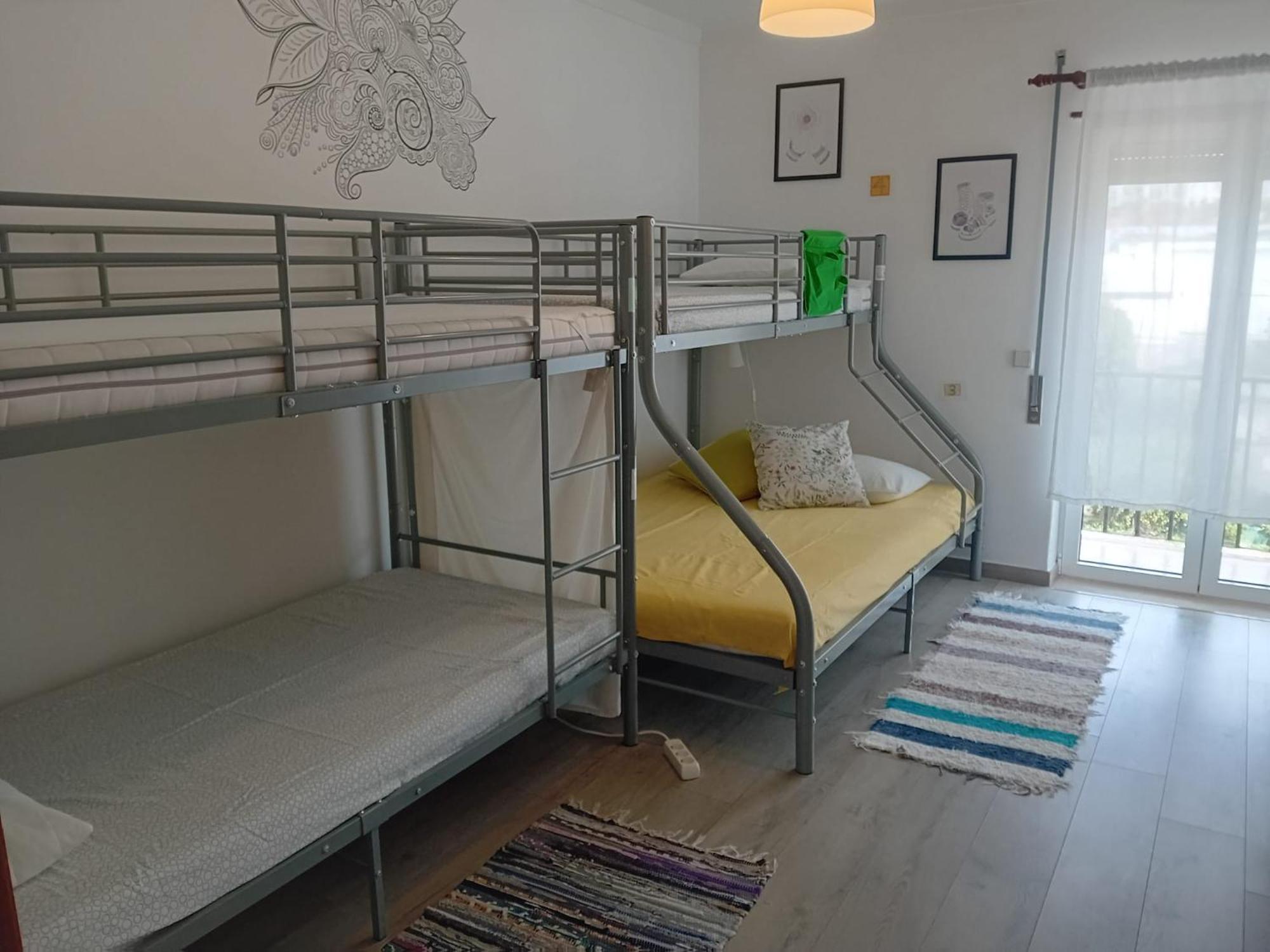 Paz & Amor Guest House - Peace & Love Nazare Ngoại thất bức ảnh