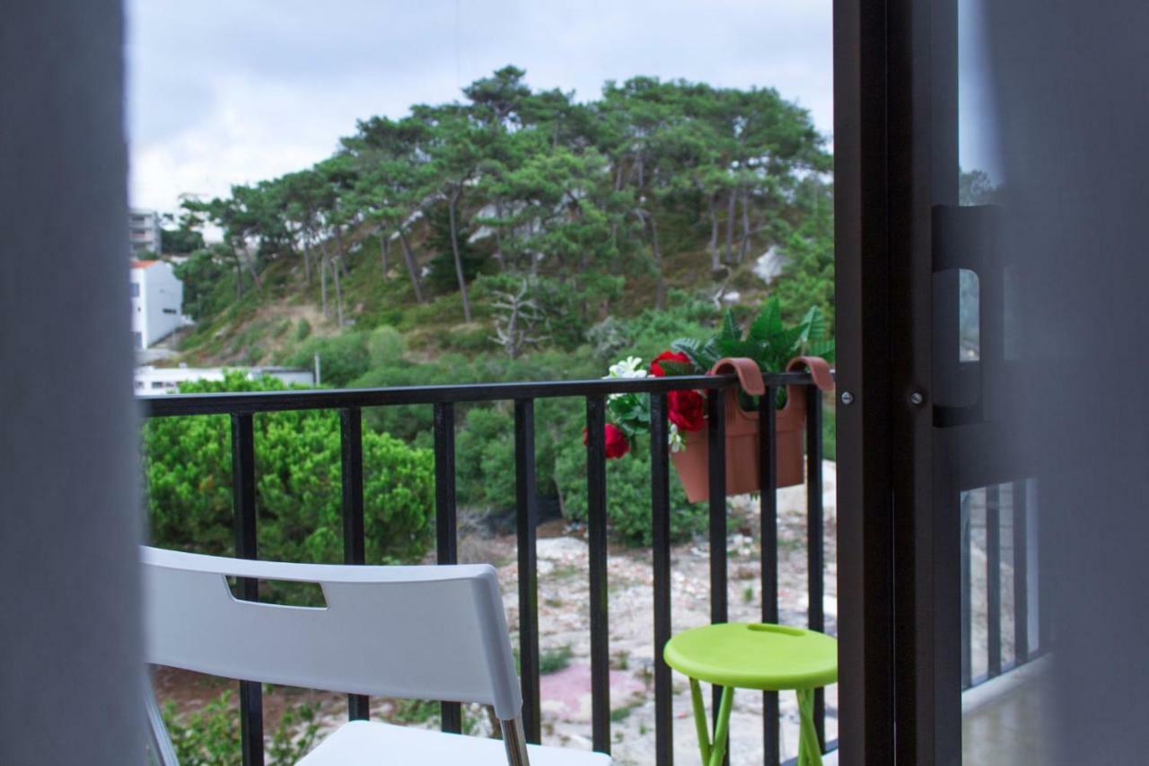 Paz & Amor Guest House - Peace & Love Nazare Ngoại thất bức ảnh